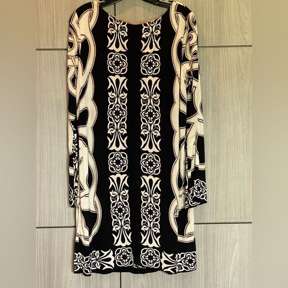 Nicole Miller Collection Dress - Picture 7 of 9